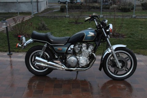 HONDA CB750 RC01 WAHACZ TYLNY