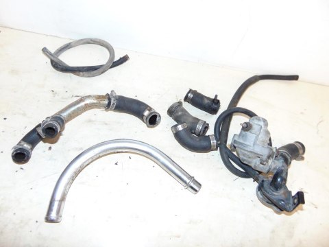 HONDA VF400 KOREK WLEWU + TERMOSTAT + PRZEWODY