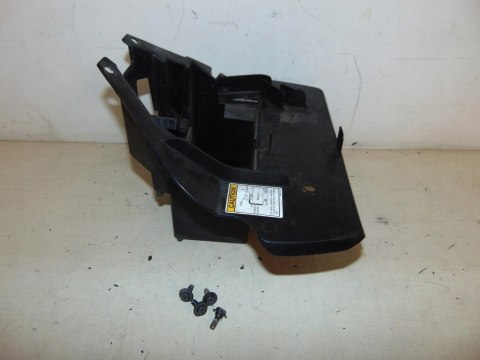 SUZUKI VL800 C50 VOLUSIA KOSZ UCHWYT AKUMULATORA