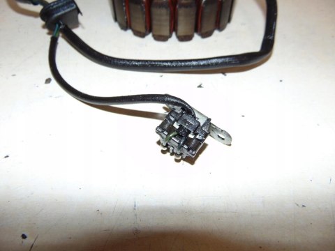 SUZUKI VL800 C50 VOLUSIA STOJAN ALTERNATORA