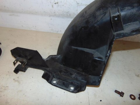 HONDA ST1100 PAN EUROPEAN BŁOTNIK NADKOLE TYŁ