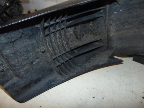 HONDA ST1100 PAN EUROPEAN BŁOTNIK NADKOLE TYŁ