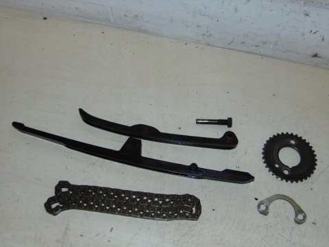 SUZUKI AN400 K1 BURGMAN ROZRZĄD + ŚLIZGI