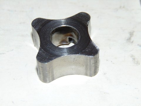 HONDA VT1100 SHADOW SC18 POMPA OLEJU