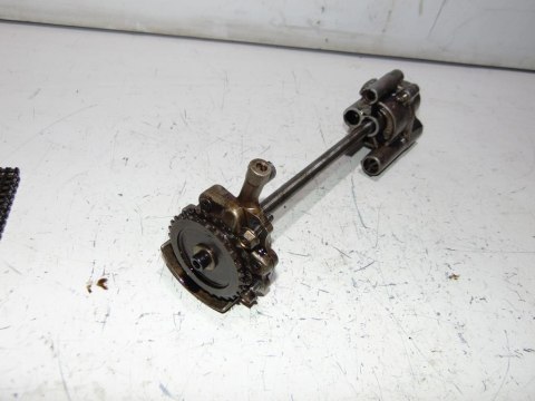 HONDA GL1100 GOLD WING POMPA OLEJU + NAPĘD + SMOK