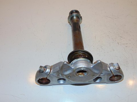 KAWASAKI BN125A EL125 PÓŁKA DOLNA + SZTYCA