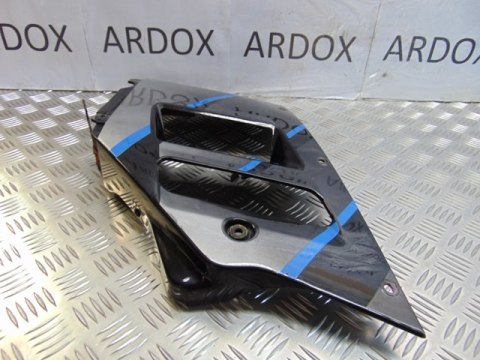 SUZUKI GSX-R750 OWIEWKA BOK PRAWY