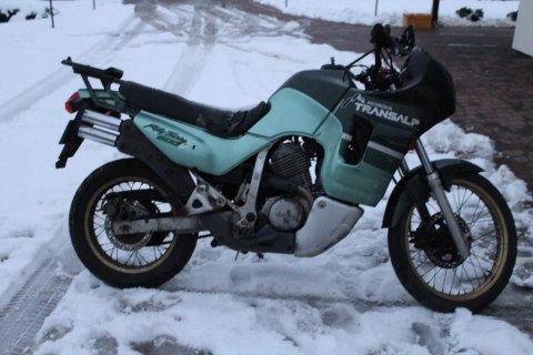 HONDA XL600V TRANSALP PD06 STELAŻ CZASZY I ZEGARÓW