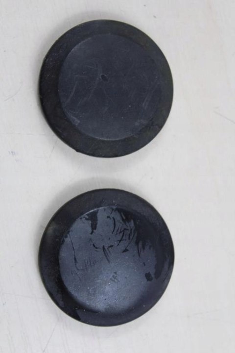 HONDA XL600V TRANSALP PD06 ZAŚLEPKI ŚRUB WAHACZA