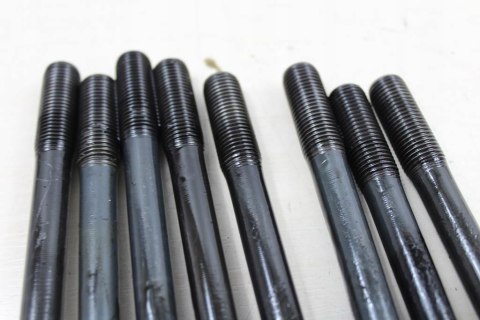 HONDA CX500 SZPILKI ŚRUBY GŁOWICY