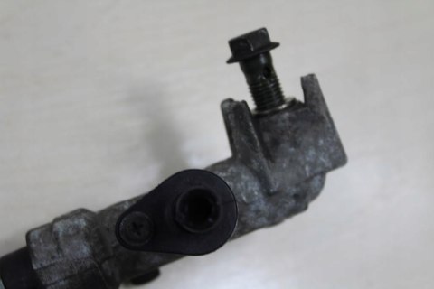 SUZUKI GSX600F JAJKO POMPA HAMULCOWA TYŁ