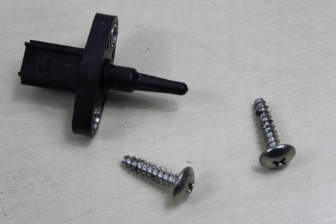 HONDA CB125F GLR125 JC74 CZUJNIK POWIETRZA PRZEPŁY