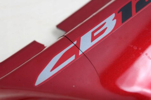 HONDA CB125F GLR125 JC74 OWIEWKA ZADUPEK PRAWY