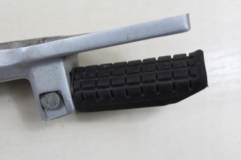 HONDA CB125F GLR125 JC74 SET LEWY + PODNÓŻEK P T