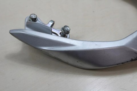 HONDA CB125F GLR125 JC74 UCHWYT TYŁ