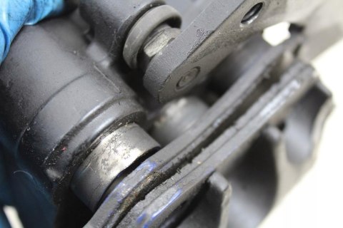 HONDA CB125F GLR125 JC74 ZACISK HAMULCOWY PRZÓD