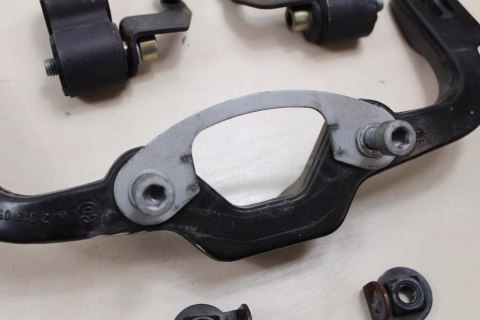 BMW R1100 RS UCHWYT STELAŻ KIEROWNICY LEWY PRAWY