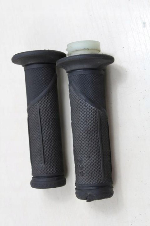 HONDA CB125F GLR125 JC74 MANETKA LEWA PRAWA ROLGAZ