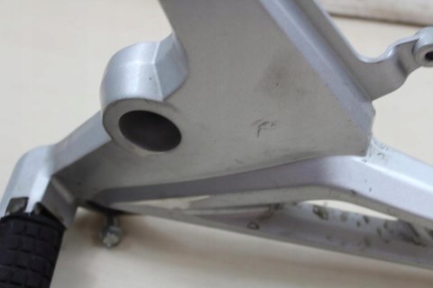 HONDA CB125F GLR125 JC74 SET LEWY + PODNÓŻEK P T