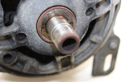 BMW R1100 RS ALTERNATOR BOSCH 123105001
