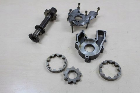 BMW R1100 RS POMPA OLEJU OLEJOWA 1341123 + SMOK