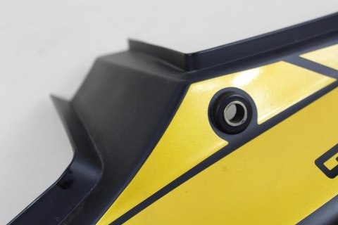 KYMCO 125 QUANNON OWIEWKA ZADUPEK BOK PRAWY