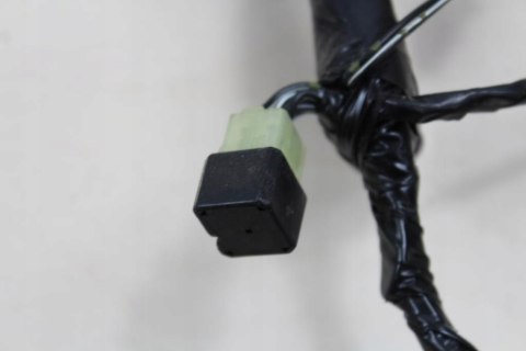 SUZUKI DL650 V-STROM INSTALACJA WIĄZKA LAMPY PRZÓD