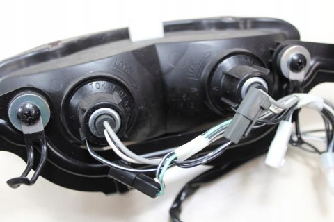 SUZUKI DL650 V-STROM LAMPA TYŁ TYLNA + MOCOWANIE