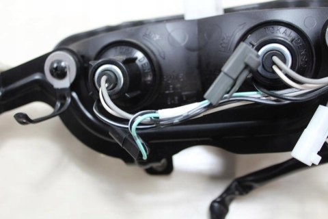 SUZUKI DL650 V-STROM LAMPA TYŁ TYLNA + MOCOWANIE