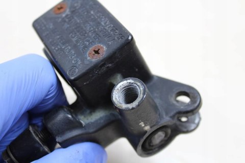 KAWASAKI BN125 ELIMINATOR POMPA HAMULCOWA PRAWA