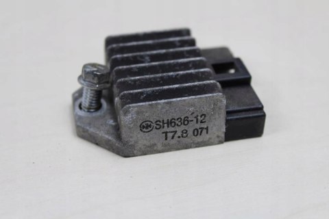 KAWASAKI BN125 ELIMINATOR REGULATOR NAPIĘCIA SH636