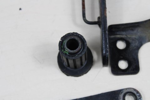 KAWASAKI BN125 ELIMINATOR SILENTBLOCKI SILNIKA