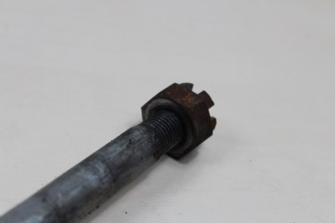 KAWASAKI BN125 ELIMINATOR OŚKA KOŁA FELGI TYŁ