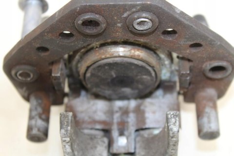 KAWASAKI LTD450 LTD454 ZACISK HAMULCOWY PRZÓD LEWY