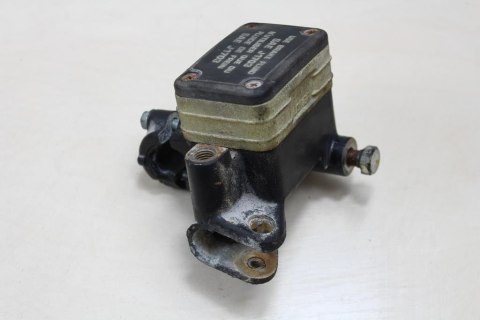 HONDA CB400 N POMPA HAMULCOWA PRAWA