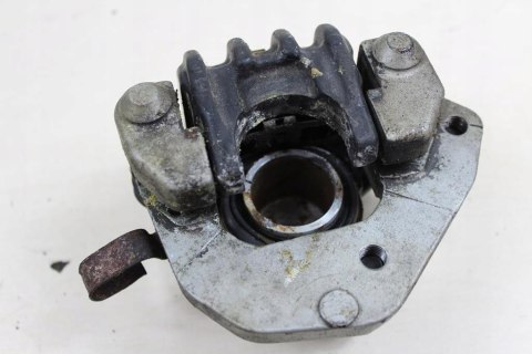 HONDA CB400 N ZACISK HAMULCOWY PRZÓD LEWY + JARZMO