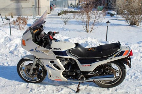 HONDA CX650 SPORT RC12 GUMY ZBIORNIKA PALIWA