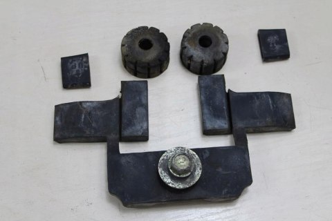 HONDA CX650 SPORT RC12 GUMY ZBIORNIKA PALIWA