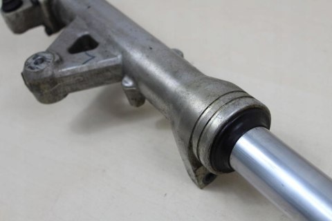 HONDA VF750 RC07 SABRE LAGA AMORTYZATOR LEWY PRZÓD