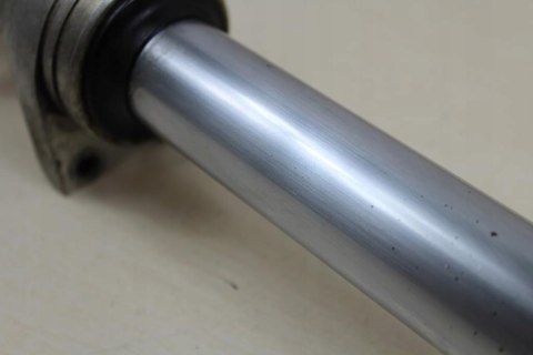 HONDA VF750 RC07 SABRE LAGA AMORTYZATOR PRAWA PRZÓ