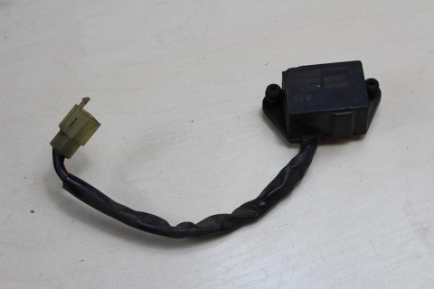 KAWASAKI GPX600 PRZEKAŹNIK ŚWIATŁA STOP