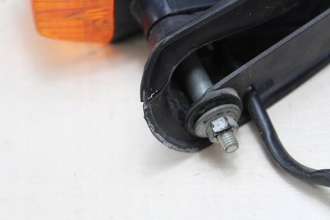 KAWASAKI GPX600 R KIERUNKOWSKAZ PRAWY PRZÓD