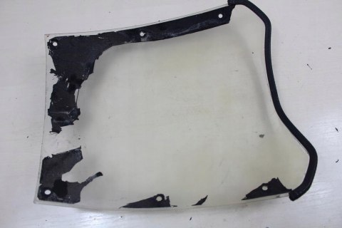 KAWASAKI GPX600 R OWIEWKA SZYBA PRZÓD