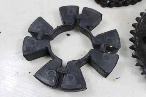 KAWASAKI GPX600 R ZESTAW NAPĘDOWY 15-45 ZĘBATKI