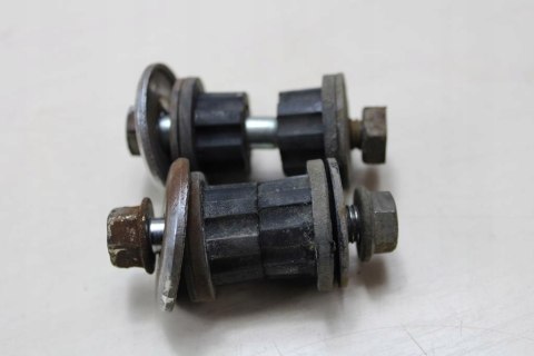 KAWASAKI EN500 VULCAN GUMY TULEJE UCHWYTY WYDECHÓW