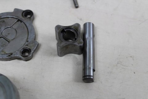 KAWASAKI EN500 VULCAN POMPA OLEJU SMOK