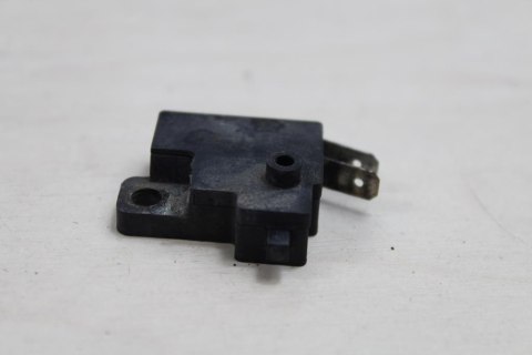 HONDA VF500 MAGNA PC13 CZUJNIK ŚWIATŁA STOP PRZÓD
