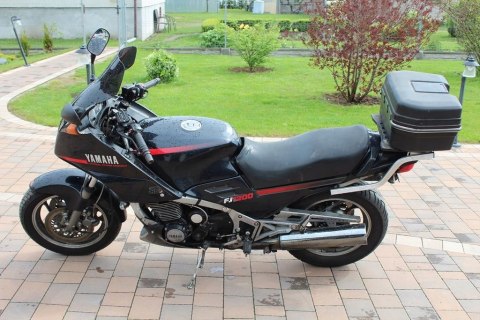 YAMAHA FJ1200 1TX ZAŚLEPKI WAHACZA
