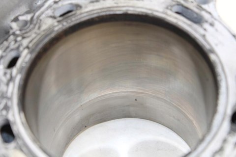 SUZUKI DL1000 V-STROM CYLINDER PRZÓD TŁOK PIERŚCIE