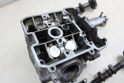 SUZUKI DL1000 V-STROM GŁOWICA PRZÓD WAŁKI